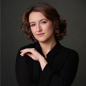 Meet your Posher, Rebecca